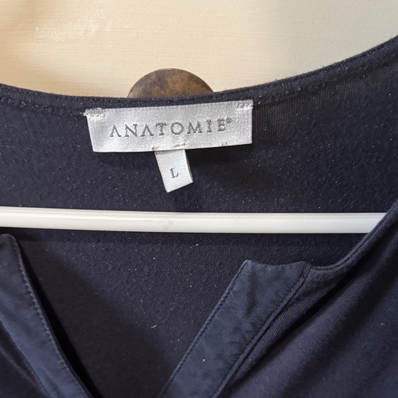 Anatomie Midnight Blue V-Neck Top - Picture 2 of 4